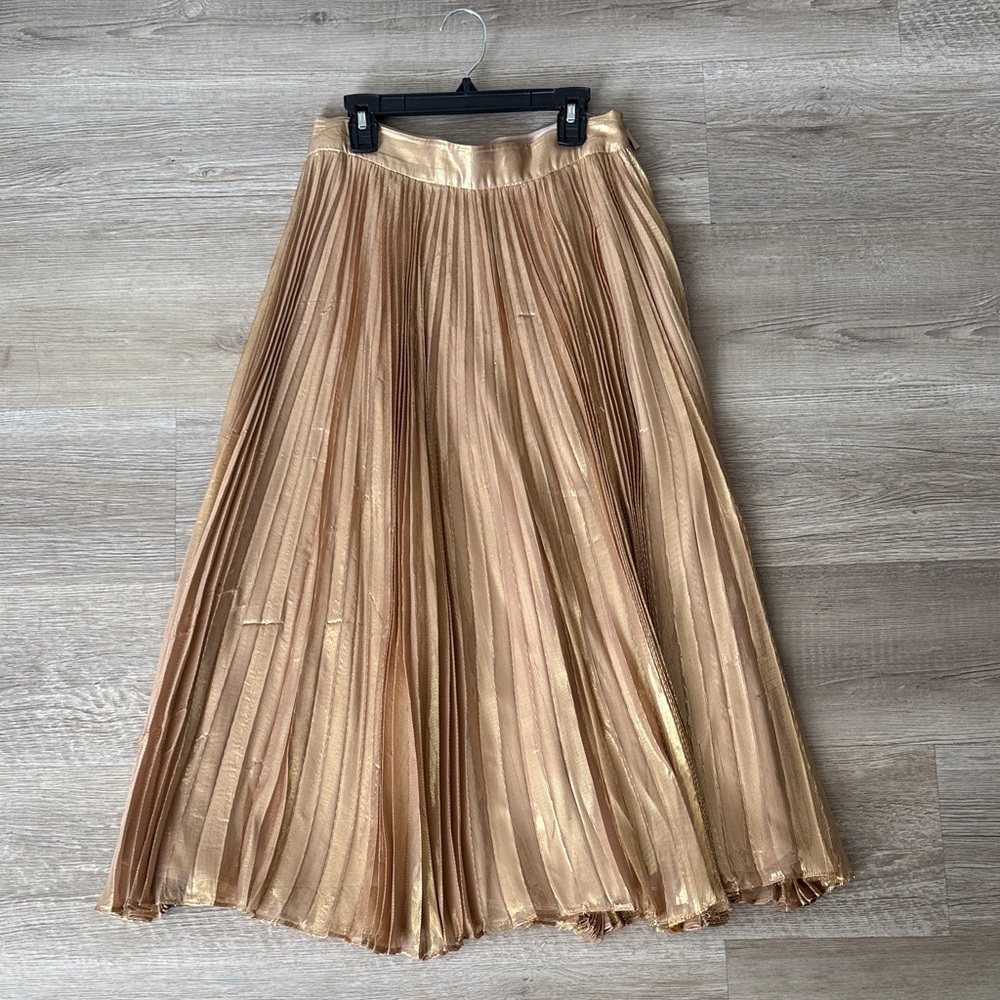 Kate Spade Elegant Gold Pleated Skirt